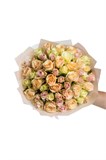 Букет из 51 нежно-розовой розы (Кения) в оформлении 2457