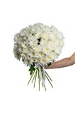 Букет из 15 белых кустовых хризантем (Балтика) с лентой. 2427